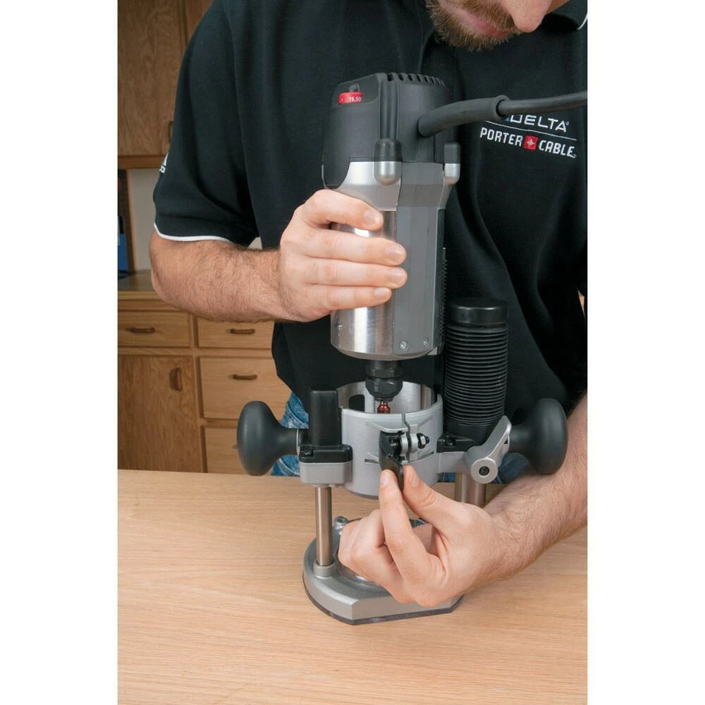 PORTER-CABLE Routers Porter Cable 1/4-in and 1/2-in 2.25-HP Variable Speed Combo Fixed/Plunge Corded Router Case 7 PORTER-CABLE Routers Porter Cable 1/4-in and 1/2-in 2.25-HP Variable Speed Combo Fixed/Plunge Corded Router Case - Image 7