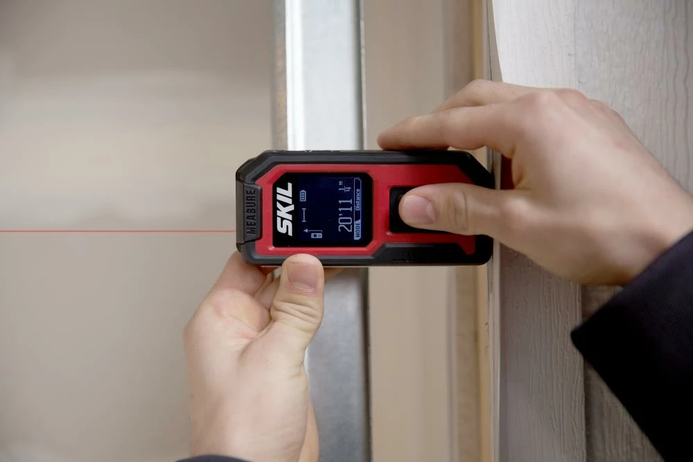 SKIL Laser Distance Measurers 100-ft Indoor Laser Distance Measurer with Backlit Display 5 SKIL Laser Distance Measurers 100-ft Indoor Laser Distance Measurer with Backlit Display - Image 5